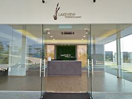 Lakeview Terrace Resort Pengerang