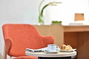 Lakeview Terrace Resort Pengerang