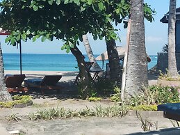 Bintang Beach Villas