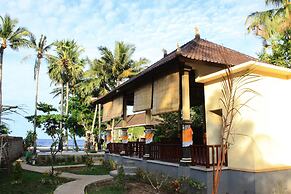 Bintang Beach Villas