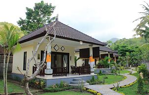 Bintang Beach Villas