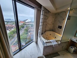 Seogwipo JS Hotel