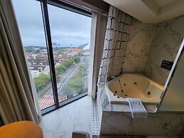 Seogwipo JS Hotel