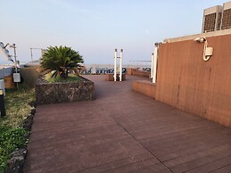 Seogwipo JS Hotel