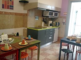 Ey Lisbon Hostel