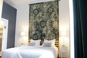 Procyon Boutique & Suites