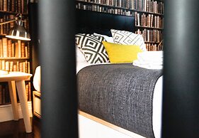 Procyon Boutique & Suites