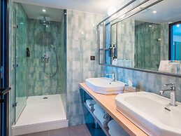 Splendid Hotel Lac d'Annecy - Handwritten Collection