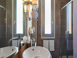 Splendid Hotel Lac d'Annecy - Handwritten Collection