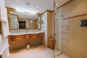 Anthonys Alpin Hotel