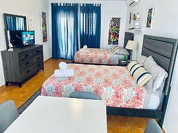 Discovery Inn Suites at 681 Ocean Drive