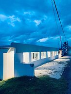 Discovery Inn Suites at 681 Ocean Drive