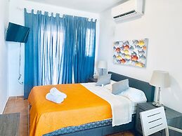 Discovery Inn Suites at 681 Ocean Drive