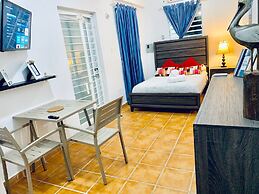 Discovery Inn Suites at 681 Ocean Drive