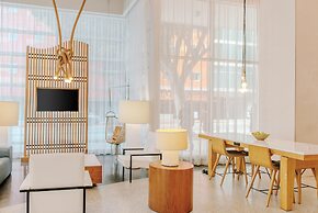 Hampton Inn & Suites Santa Monica