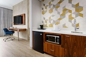 Hampton Inn & Suites Santa Monica