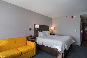 Hampton Inn Chicago North-Loyola Station