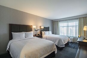 Hampton Inn Chicago North-Loyola Station