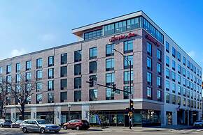 Hampton Inn Chicago North-Loyola Station