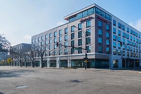 Hampton Inn Chicago North-Loyola Station