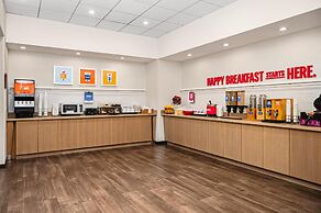 Hampton Inn Chicago North-Loyola Station