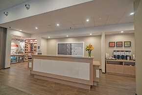 Hampton Inn Chicago North-Loyola Station