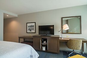 Hampton Inn Chicago North-Loyola Station