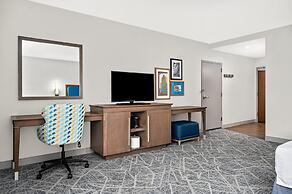 Hampton Inn Chicago North-Loyola Station