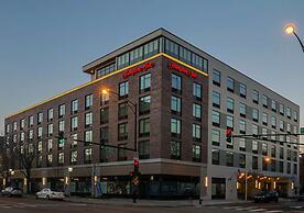 Hampton Inn Chicago North-Loyola Station
