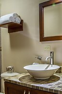 Bugambilias Suites