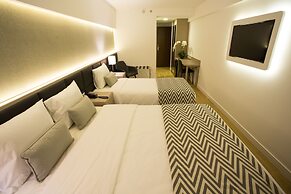 Royal Regency Palace Hotel