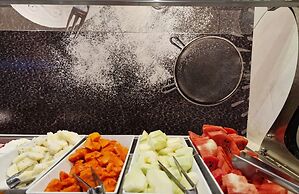 Royal Regency Palace Hotel