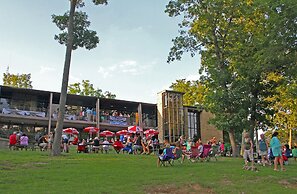 Rough River Dam State Resort Park