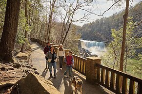Cumberland Falls State Resort Park