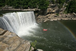 Cumberland Falls State Resort Park