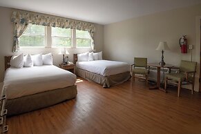 Cumberland Falls State Resort Park