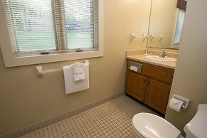 Cumberland Falls State Resort Park