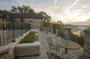 Cumberland Falls State Resort Park