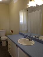 Warbler's Roost Country Inn B&B