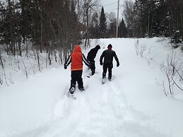 Warbler's Roost Country Inn B&B