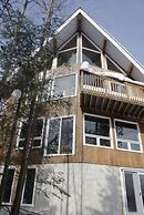 Warbler's Roost Country Inn B&B