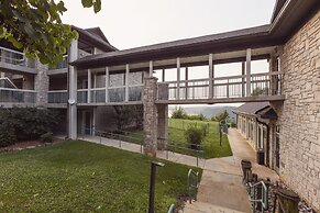 Dale Hollow Lake State Resort Park