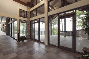 Dale Hollow Lake State Resort Park