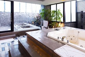 All-Ur Boutique Motel KaoHsiung Branch