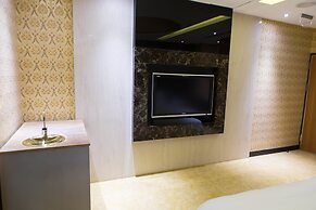 All-Ur Boutique Motel KaoHsiung Branch