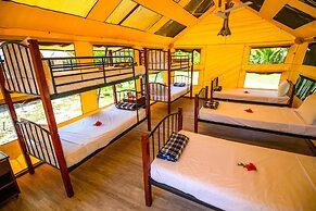 Barefoot Kuata Island Resort Fiji