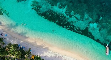 Barefoot Kuata Island Resort Fiji