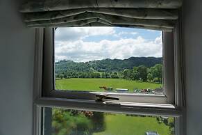 Lake View Country House