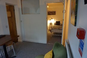 Lake View Country House