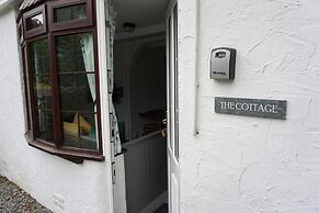 Lake View Country House